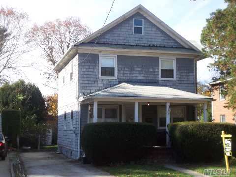 Not A Short Sale...Not A Foreclosure! Move Right Into This Charming 3Br Colonial, Midblock On Tree Lined Street, Formal Lr & Dr, Large Eik, Office/4th Br, Front Porch, Updated Windows, Oil Burner & Sep Hw Heater, Gas Cooking, Fenced Yard, Close To Lirr, Town Shops & All. Taxes Do Not Reflect Star.