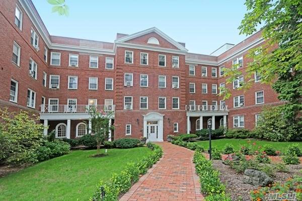 Beautiful Top Floor Unit! This Spacious 2 Bedroom, 1 Bath Co-op located within the Great Neck South School District (Lakeville Elementary) is full of pre-war charm. Pet-friendly, elevator building, newly renovated full bath, gleaming hardwood floors and close to all public transportation and shopping makes this unit a must see!