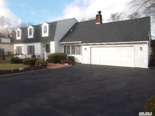 Completely Renovated In November 2013. Hamptons Look! Dark Chocolate Hardwood Throughout With Contrasting Winter White Walls And Wainscoting. Sunken Den With Stone Fireplace,  Creme Froth Shaker Cabinets Topped With Custom Granite And Stainless Appliances.   New Roof,  Cedar Impressions,  2 Master Suites.