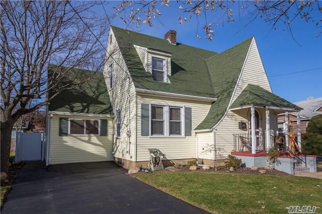Charming Colonial - Close To Train! Well Cared For Home With Cozy Fireplace, Oak Floors Thru-Out. New Roof/Gas Boiler/Gas Hwh. Humongous Workshop Garage W/Loft!   Many Updates: Windows, 100 Amp Cb&rsquo;s, New Grounded Three Pronged Outlets, , Inground 3 Zone Sprinklers, New Gas Stove/Oven/Refrigerator New White Pvc Fencing Much More!