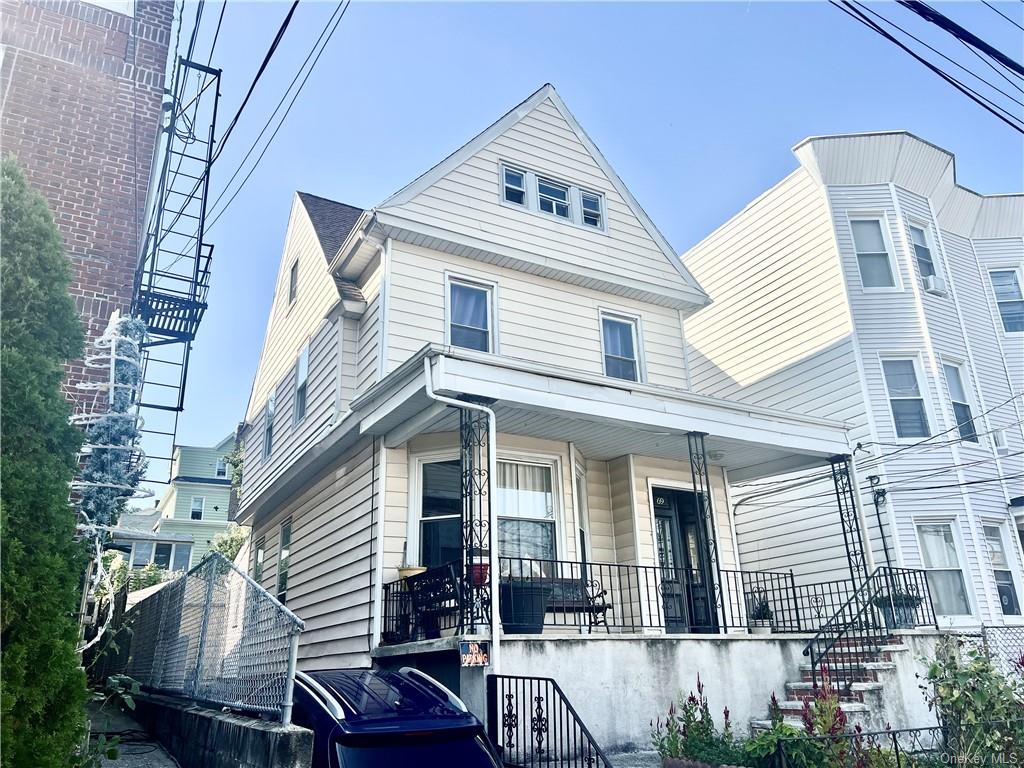 Single Family in Yonkers - Morningside  Westchester, NY 10703