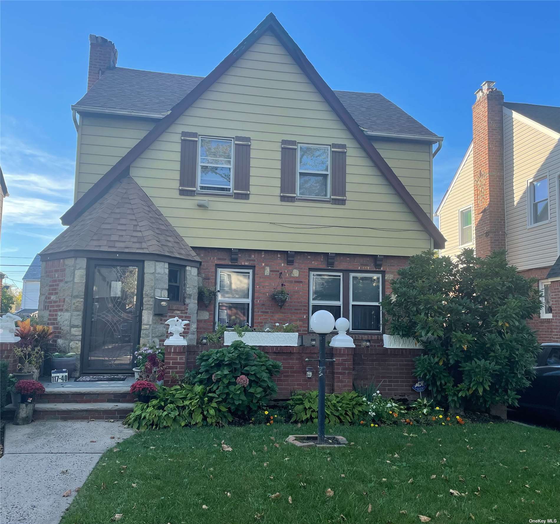 Listing in Cambria Heights, NY