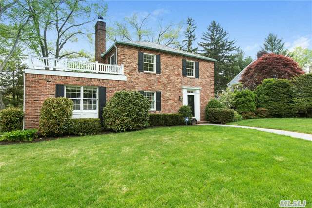 Stunning Brick Plandome Colonial. Totally Renovated And Professionally Decorated. Eik Opening To A Beautiful Breakfast Room. Living Room W/Fp, Formal Dining Room W/Fp, Den And Mud Room. Master Bedroom And Bath, 3 Additional Bedrooms And One Bath. Basement With Finished Playroom And Bath. Close To Train And Town. A Must See!!!!