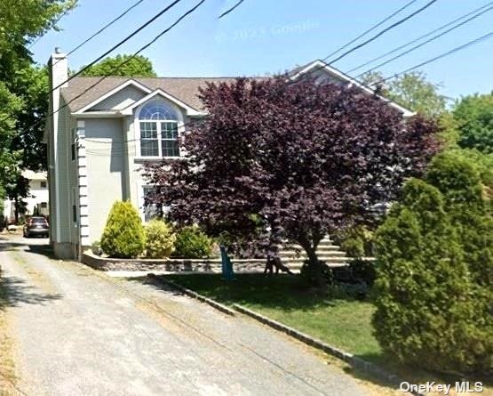 Single Family in Brentwood - Doolittle  Suffolk, NY 11717