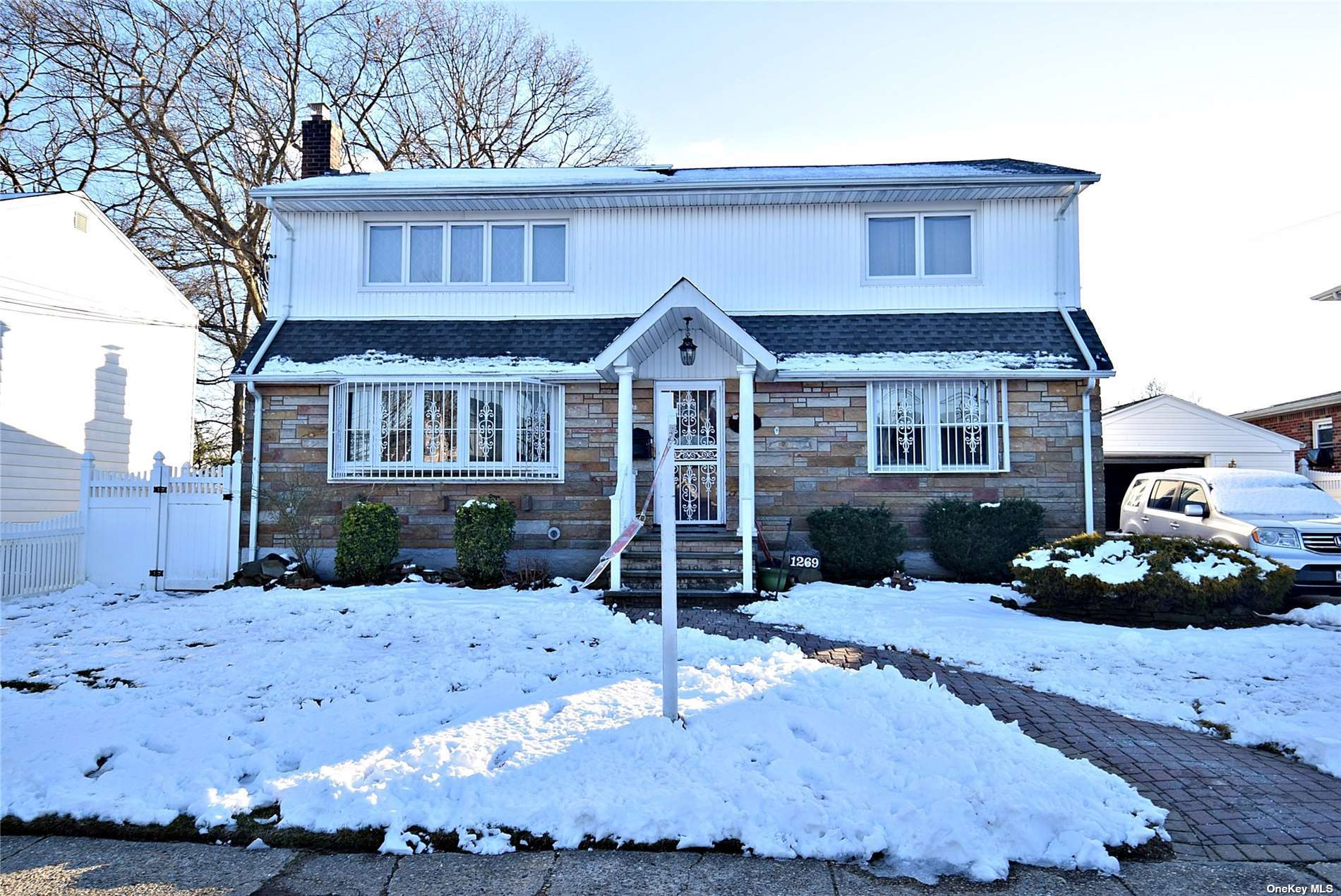 Two Family in Valley Stream - G  Nassau, NY 11580