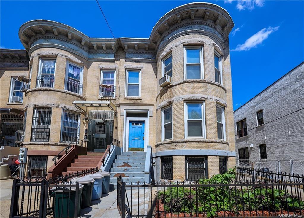 Single Family in Sunset Park - 64th  Brooklyn, NY 11220