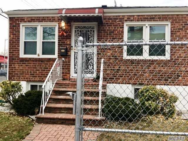 100% Brick, Mint Condition, 1 Car Attached Garage, Newly Fenced.