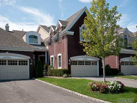 'Better Then New' Edinburgh With Cherrywood/Granite Eik Opening To Family Room With Fireplace, Formal Living And Dining Rooms Offering A Great Flow For Entertaining. Upstairs To Three Bedroom Suites With Custom Cherrywood Closet Systems.  The Lower Level Is Partially Finished With A Cherrywood Built-In Home Office. Very Gently Used Home In A Prime Location.