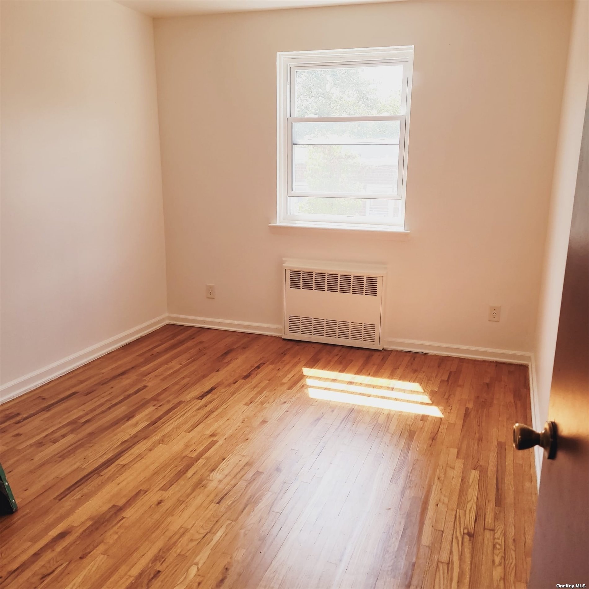 Apartment in Rosedale - Craft  Queens, NY 11422