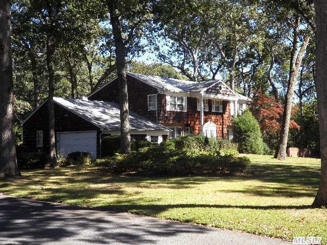 An Opportunity Like This Doesn't Come Along Very Often...Large Center Hall Colonial W/Truly Oversized Rooms Thruout Is Situated In Prestigious Muttontown On Over 2+ Tranquil Acres W/Horse Barn,  Shed And Specimen Trees,  Yet Still Convenient To All!  *Both Lot 13 And Lot 27 Are Included In The Sale-Surveys Upon Request. 2013 Taxes Listed Are W/O Star Of $733