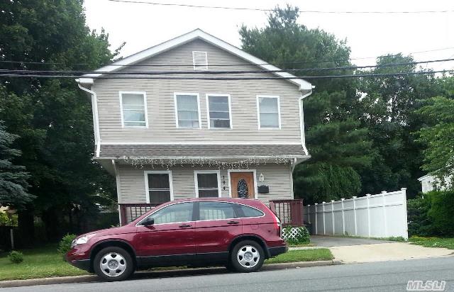 Great Colonial Features 4 Bedrooms,  2.5 Baths,  Partial Basement,  Central Air Conditioning.