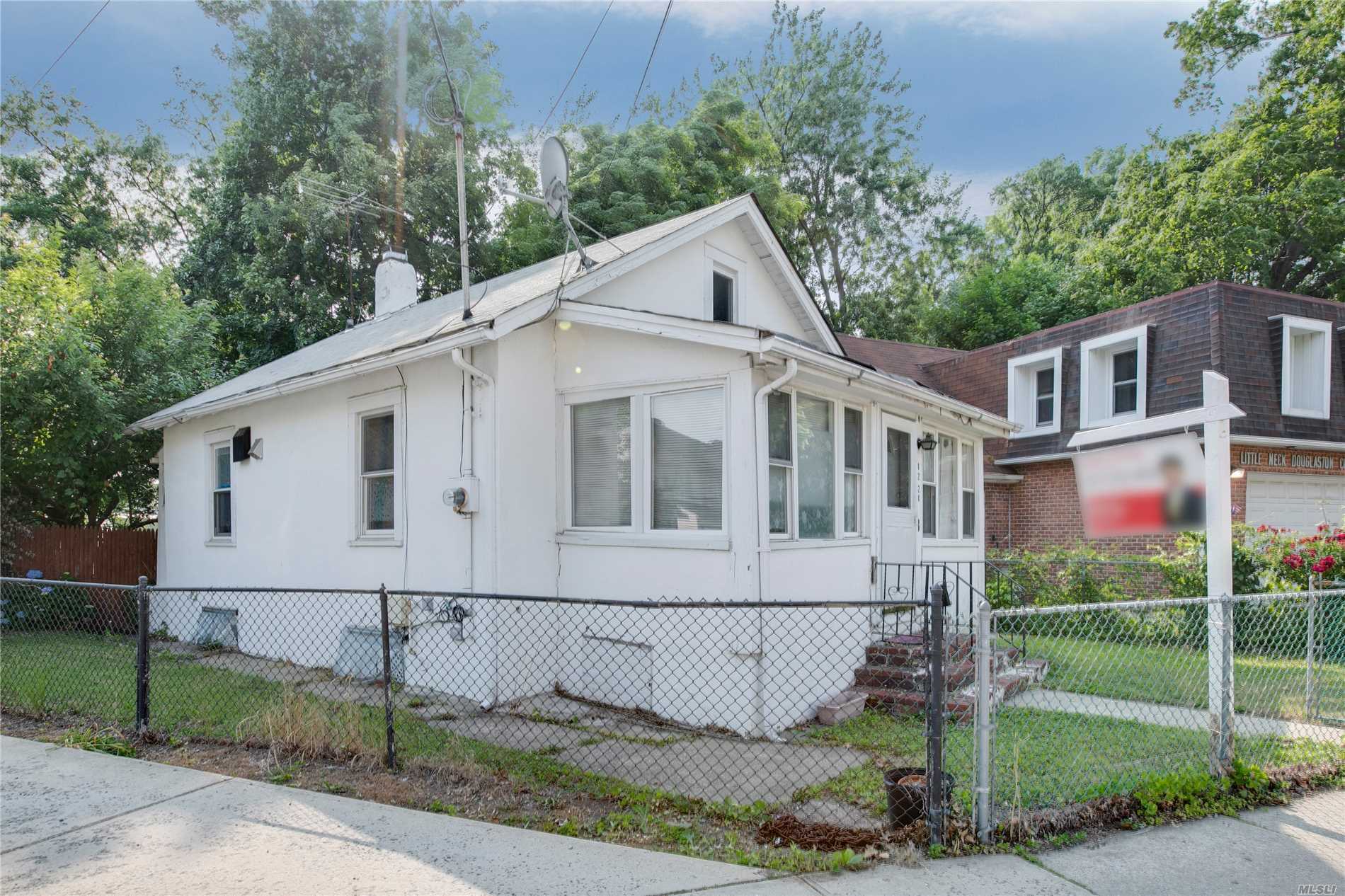 Great Opportunity For A Starter Home Or Rental Income Investment. Can&rsquo;t Beat The Location, 0.4 Miles To Lirr Little Neck Station, 1 Block To Northern Blvd And Q12, Qm3, N20, N20G, Restaurants, Post Office, Stop & Shop Supermarkets, Etc. Ps 94 David D Porter Is 1 Block Away.