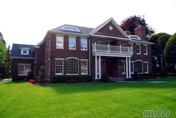 Epitome Of Traditional Elegance-Spectacular New Construction, 4,000 Sq Ft. Brick Colonial On Approx. 1/3 Acre In Flower Hill.  Double Entry Foyer, Lr/Fpl, Formal Dr, Coffered Ceiling, State Of The Art Kit, Fr/Fpl On Large Professionally Landscaped Property.  5 Bedrooms, 41/2 Bathrooms And Large, Unfinished Storage Bonus Room, Plus Approx.2, 000 Sq Ft Finished Basement.  