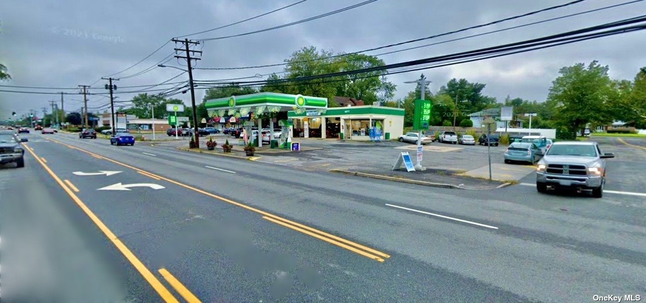 Business Opportunity in Commack - Jericho  Suffolk, NY 11725
