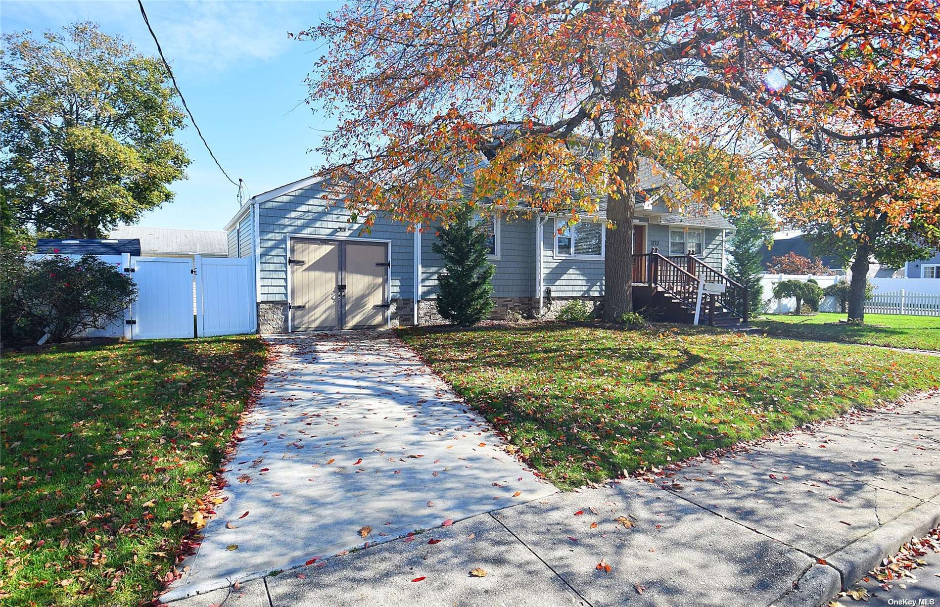 Single Family in Oceanside - Fulton  Nassau, NY 11572