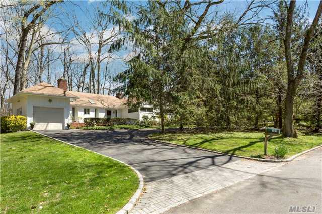 Private And Serene! Nestled On One Of The Most Picturesque Country Lanes In Roslyn Harbor.Set On A Sweeping Acre Of Lushly Landscaped Property, This Pristine 3Bd, 3+Ba Ranch Is Complete W/Expanded Architecturally Exciting Gourmet E-I-K W/Vaulted Ceilings And Fpl, S.S Appliances, Updated Baths, Lg Lr W/Fpl, Sparkling Pool, Cabana And Circular Driveway. Value-Priced To Sell!