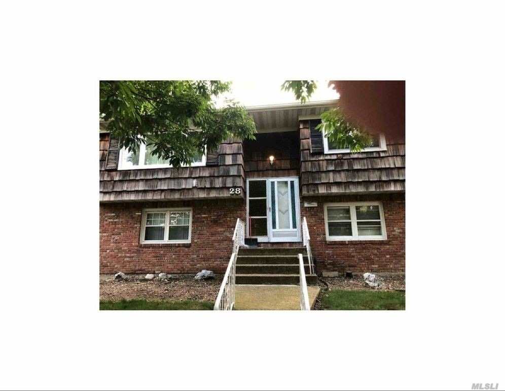 Listing in Plainview, NY