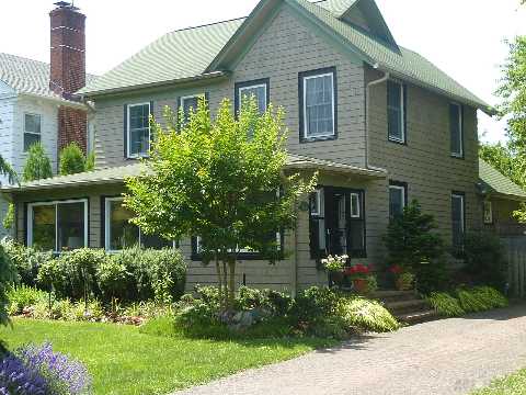 Welcome To Herron House, One Of The First 3 Homes Built In Brightwaters. Totally Updated, Yet All The Charm And Beauty  Of Yesteryear. New Cac, Stainless Kit, New Baths Inc. Outdoor Shower.  Enjoy Village Docking And Beach.