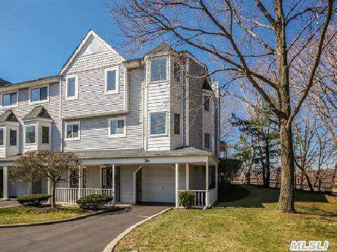 Perfect Sunny,  Bright End Unit In In Highland Mews Townhouse Community .  Super Clean And Maintained. Near All.  Approx. 30 Miles From Nyc. New Kitchen,  New Hardwood Floors,  1/2 Bath,  Custom Moldings And New Shutters.