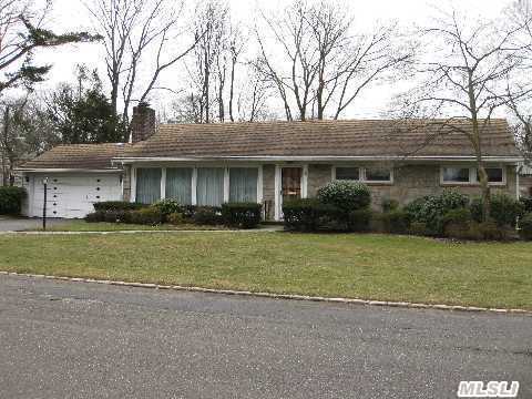 This Lovely, Well Maintained Ranch Is Situated In The Beautiful Norgate Section Of East Hills.  Features Include Beautiful Hardwood Floors, A Handsome Brick Fireplace And Generous Den. Enjoy The Wonderful Amenities Of The East Hills Park Which Includes A Community Pool, Tennis, Gym And Recreation Area. Roslyn School District.