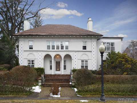 Elegant, Bright, Renovated And Professionally Decorated South Facing Center Hall Colonial Close To Lirr And Town.  Best Location In Kensington, Great Curb Appeal.  State Of Art Renovated Siematic Eik With Radiant Floor.  Built-In Speakers.  Architecture Details With The Finest Materials.  6 Bedroom, 3.55 Bath. Mbr With Fp.  Formal Dr, Lr And Den.