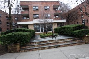 Corner Unit, Large Rooms, Very Sinny Apartment, Eik With Terrace, Top Floor, Renovated Lobby And Hallways The Carpeting In The Apt Will Be Removed And The Floors Will Be Refinished By The Owner.Very Motivated Owner!!!