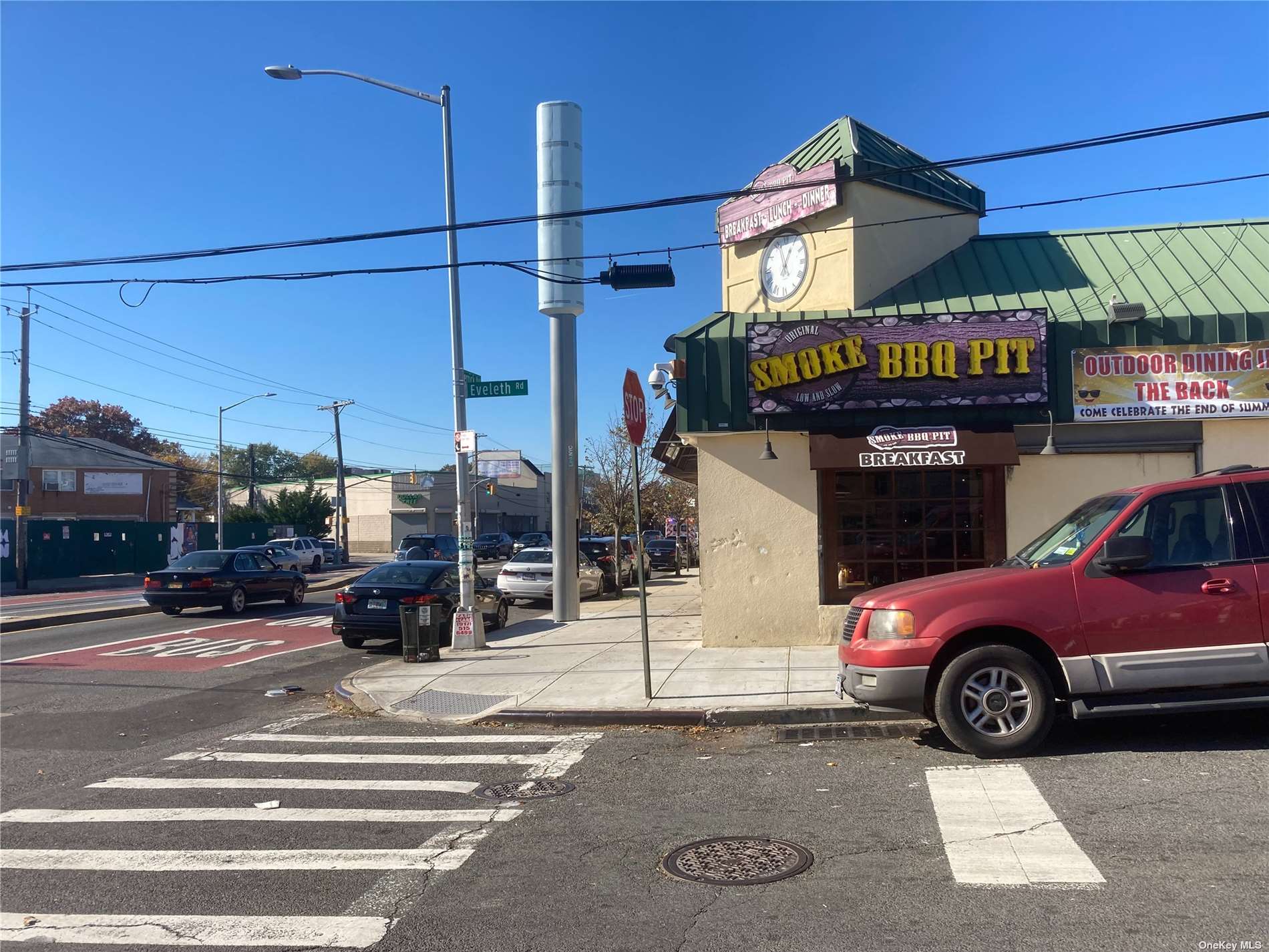 Commercial Lease in Saint Albans - Merrick  Queens, NY 11413