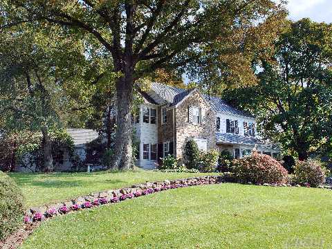 Rare Opportunity. One Of The Most Beautiful Homes In Port Washington! Ny Skyline & Waterviews. Architecturally Magnificent Winding Wide Sunlit Center Hall Colonial W/ New Kit & 3.5 New Baths Beautifully Situated On One Of The Highest Points On L.I. In Prestigious Monfort Hills. 35 Ft. Lr, Large Screened Porch, And Much More.