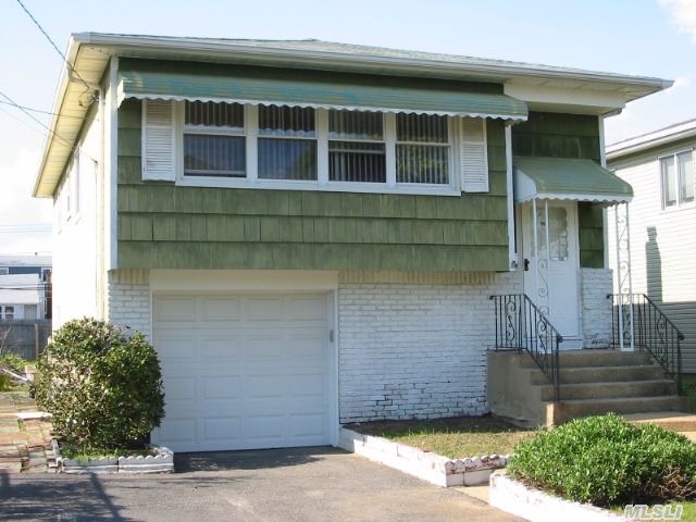 Perfect Time To Buy In Bayville Beach Community;Most House For The Money!!Close To Beaches, Tennis And Ballfields.