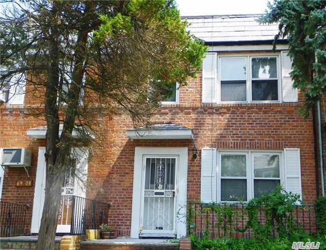 Bring Your Paint Brush To This Brick Colonial And Get Ready To Create Your Dream Home! With Some Tlc, This 3 Bedroom, 1.5 Home Will Be Easily Transformed. Set In A Prime Location In Fresh Meadows, This Home Is Close To All.