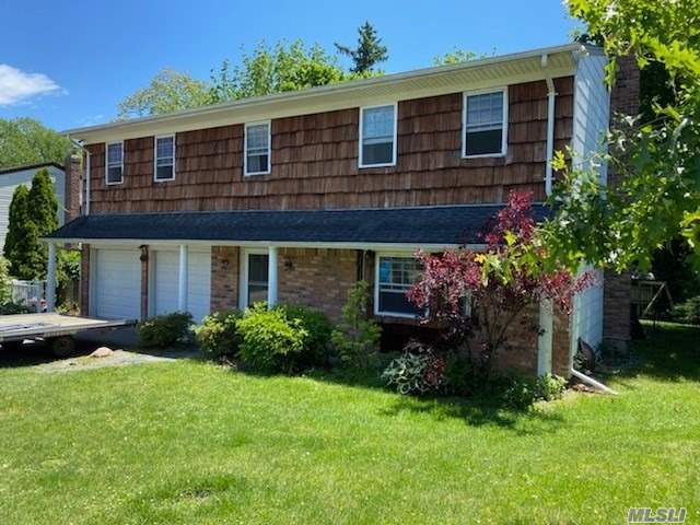 Listing in Kings Park, NY