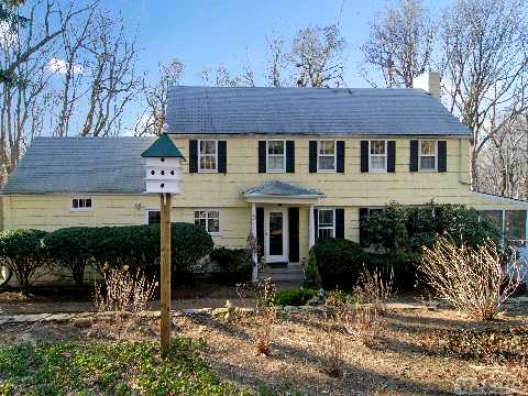 Classic Col. W/Perfect Mix Of Country & Sophistication. Grand Lr W. Unique Built-Ins. Great Rm Spanning Back Of House. Screened Porch Opens To Patio & Igp. 5 Brs- 4 In 1 Wing- 1 Off Back Stairs. Wood Burning Stove, Updated Systems, Stainless Steel Oil Tanks In Bsment, 2 Yr. Old Retaining Wall. New Front Fence.