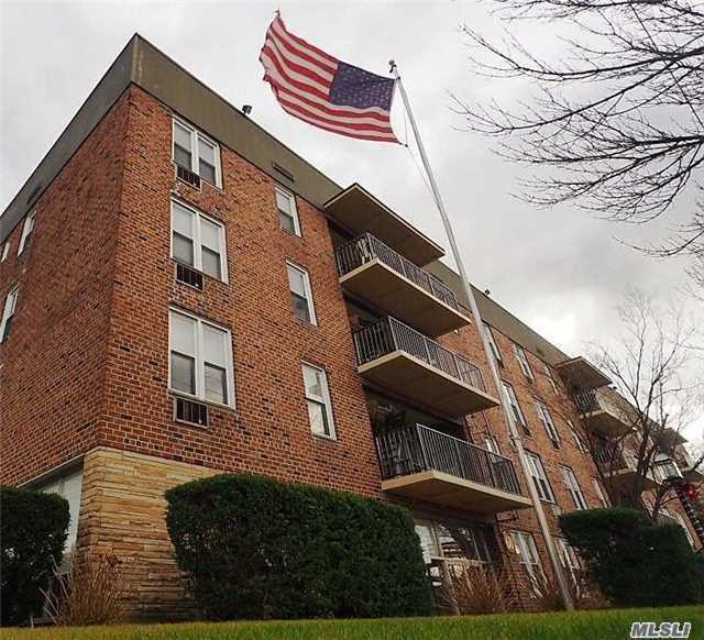 Updated/renovated TOP floor one BR Coop, Enjoy pool side deck, heated in ground pool, Laundry Rm, the Heat, water and cooking gas are all included in the maintenance !! Lots of closets, Parking is Free, unsigned in outside parking lot, indoor parking available $50 on a waiting list, Few blocks from Trains, near parkways and shopping !