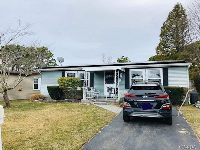Listing in Manorville, NY
