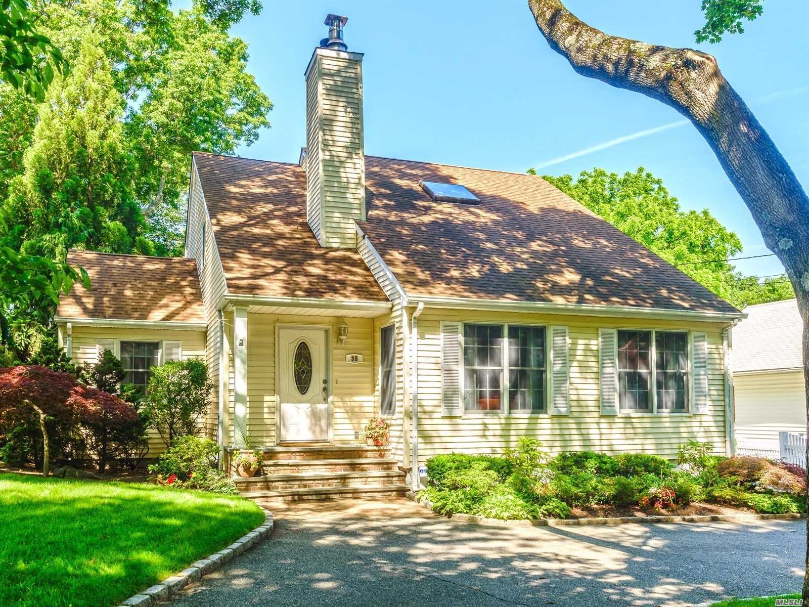 Move Right In To This Enchanting 4Br 2.5 Bth Farm Ranch In Tranquil Mid-Neighborhood Location In Woodbury/Syosset S.D.! Open Floor Plan, Lr W/Gas Fireplace, Gleaming Hardwood Floors Thruout, Main Level Mbr Suite, 2 Newly Renovated Baths, Gas Heat, Cac, Alarm, Dr With Sliding Door To Rear Deck/Retractable Awning, Oversized 2 Car Detached Garage W/Loft, All On Beautifully Maintained & Private Landscaped Property. Conveniently Located To All..Great Opportunity To Live In The Heart Of Woodbury!