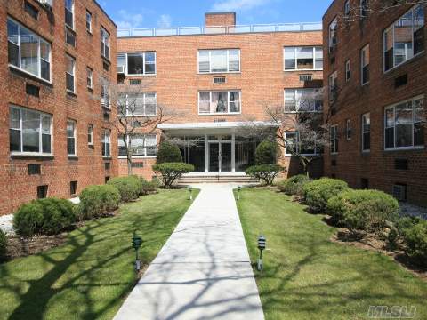 Spacious Mint 1 Bedroom Apt. On First Floor Overlooks Front Courtyard. New Kitchen And Renovated Bathroom. Great Closets. Hardwood Floors.  Elevator Bldg. Maint. Incl. Heat & Re Taxes.Laundry On Premises. Indoor/Outdoor Park Avail.Easy Walk To Lirr And Shopping.