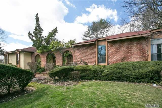 Sprawling Ranch In The Gates Of Woodbury - Syosset Schools. Beautiful Sun-Filled Atrium Entrance. 7 Bedroom Ranch--Over 4100Sq Ft 1st Floor + 4100 Sq Ft Full Basement, Over 1 Acre, 3 Car Garage, & More. Large Master Suite W/2 Wic & Xl Bath. Hardwood Floors Throughout. Large Room Sizes, High Ceilings-- Great Opportunity To Make This One Your Dream Home!