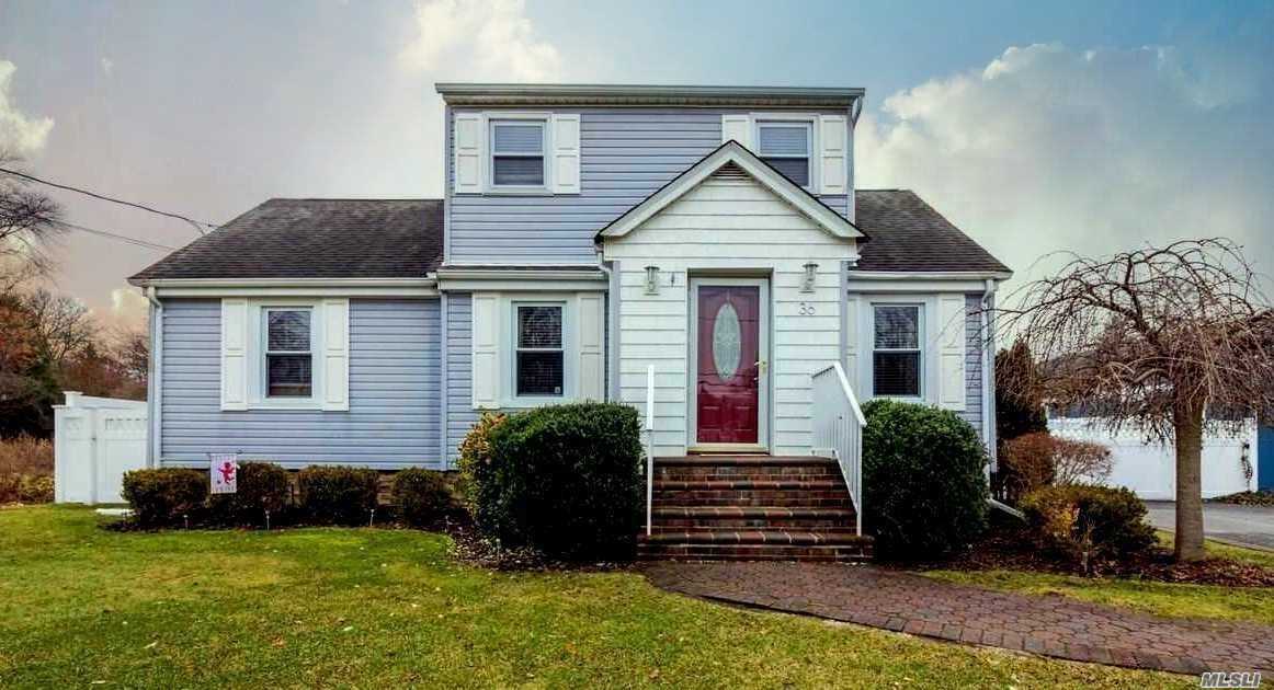 Move Right In To This Charming Gem In The Heart Of Smithtown. Expanded Cape With 3 Bedrooms, 2 Full Baths. Kitchen & Baths Completely Updated. Beautiful Layout With Hardwood Floors, New Led High Hats Throughout, Ample Living Space, Wonderful Flat Fully Fenced Yard, Fabulous Location! Sd1