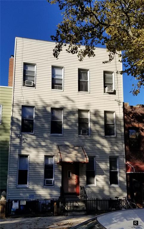 Single Family in Brooklyn - Powers  Brooklyn, NY 11211