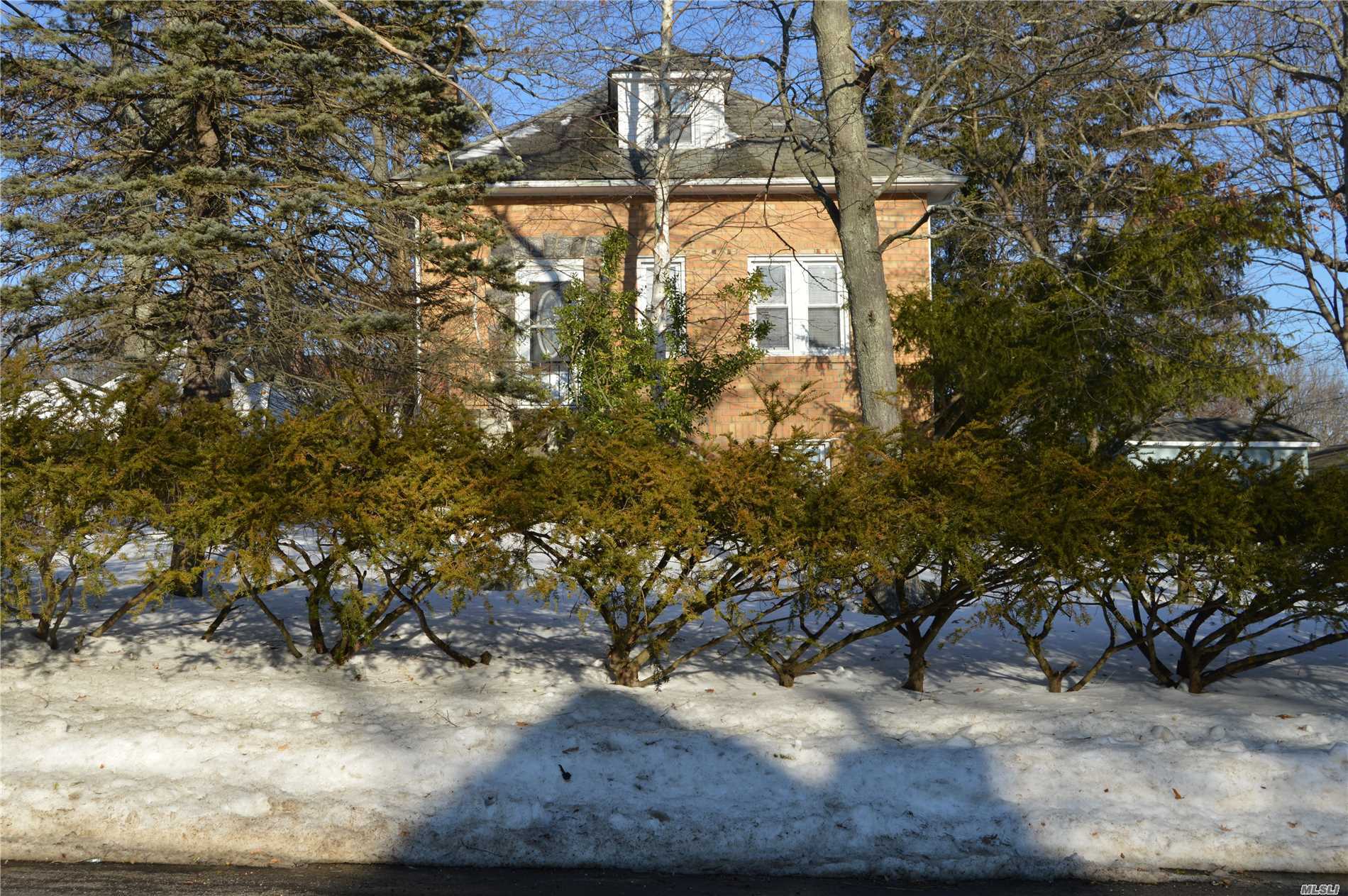 Great 2 Bedroom 2 Full Bath Brick Colonial Beautiful Hard Wood Floors Living Room With Fireplace Formal Dining Room Laundry Room Summer Kitchen For Entertaining Shed Great Backyard