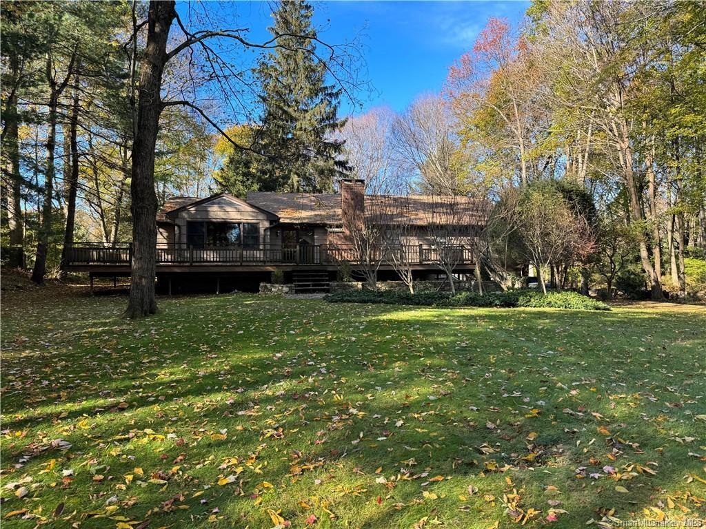 Single Family in Ridgefield - Holmes  Out Of Area, NY 06877