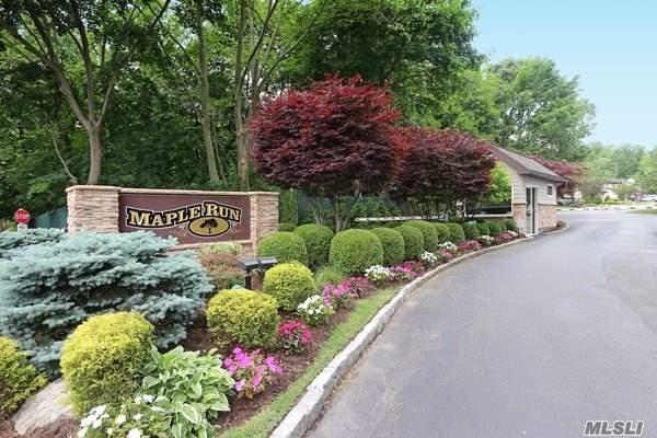 An Auburn Model at Maple Run - 24-Hr Gated Community features 3-4 Bedrooms, open concept Living Room/Dining Room, Updated Eat-in-Kitchen w/new Fridge, new Corian countertops, sliders to newer Trex Deck; Upstairs- MstrSuite w/shower & tub, skylite, 2 walk-in closets, 2 family Bedrooms, main Bath w/skylight; A Full Finished Lower Level w/walkout to patio, huge Playroom, closets; Easy access to schools & library, shopping, dining..etc. Seaman Elementary - Jericho Schools; Low Fees, A GREAT BUY..