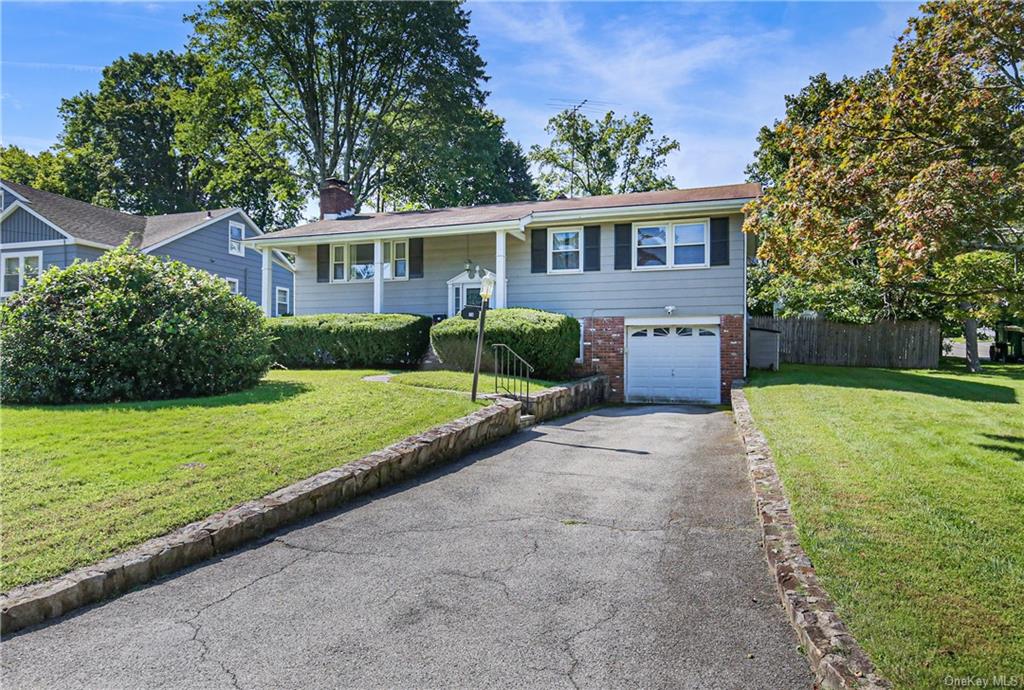 Single Family in Rye - Rock Ridge  Westchester, NY 10573