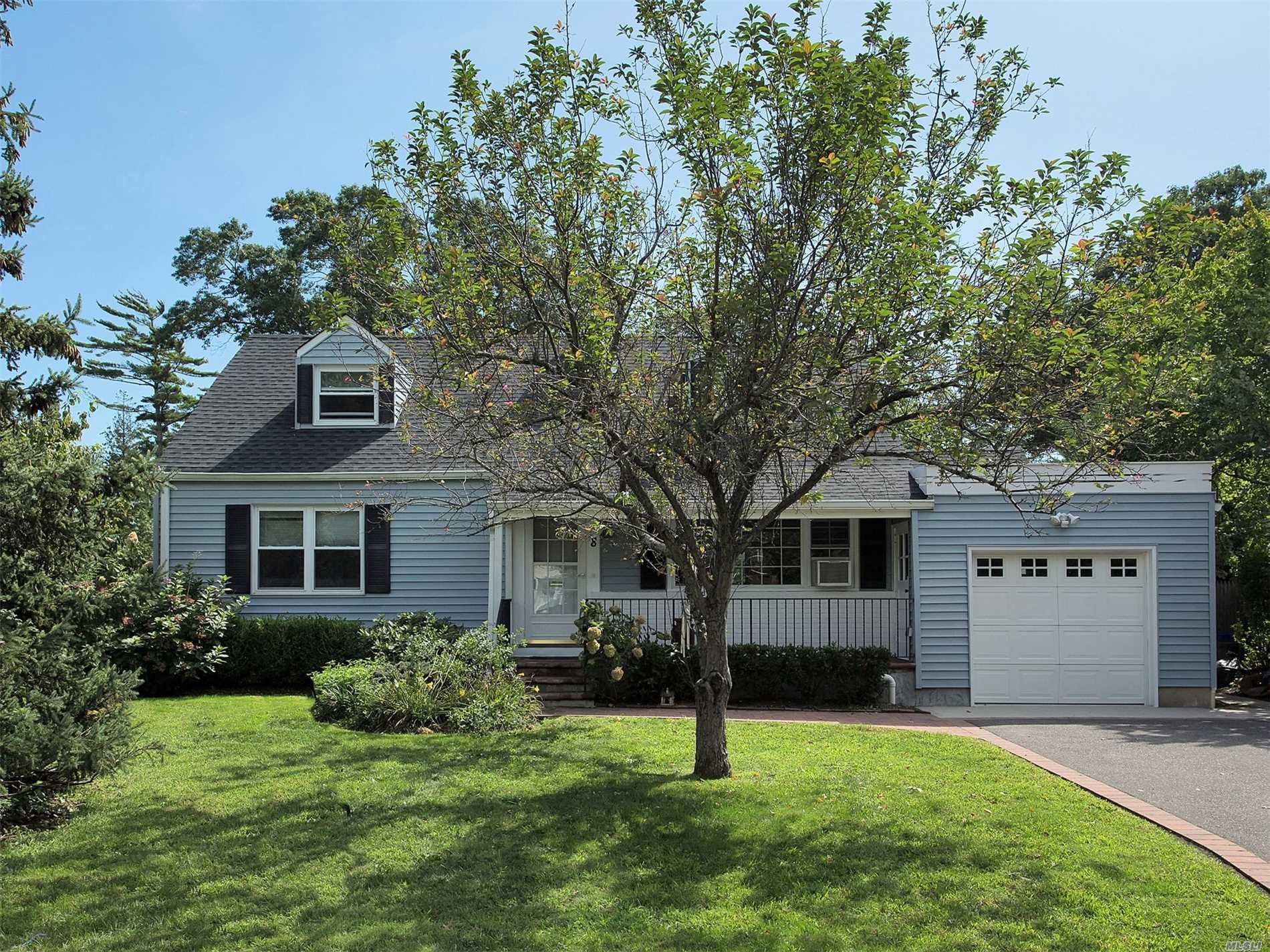 Must See This South Of Montauk 4 Bdrm/2 Bth Cape. Very Inviting. Warm And Bright. . All Hard Wood Floors. Beautifully Landscaped/ Private Bk Yard.  Assoc. Docking. Comes With Your Own Slip. X Zone