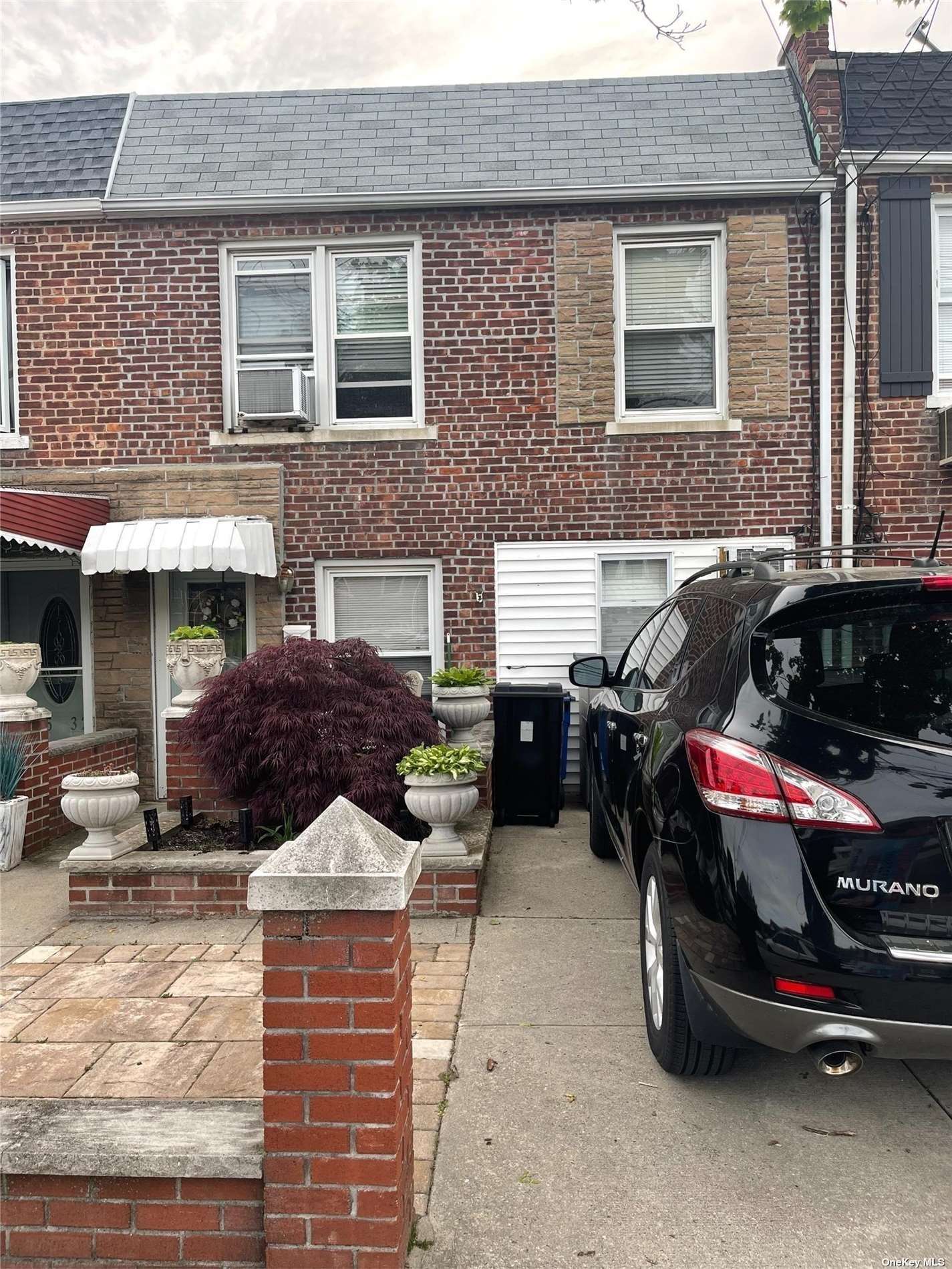 Apartment in South Ozone Park - 117th  Queens, NY 11420