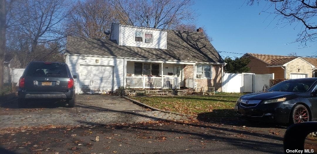 Two Family in Lindenhurst - 45th  Suffolk, NY 11757