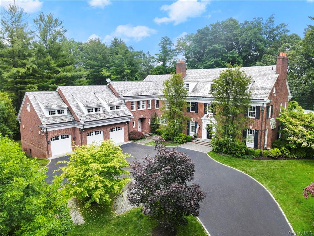 Single Family in Scarsdale - Old Orchard  Westchester, NY 10583