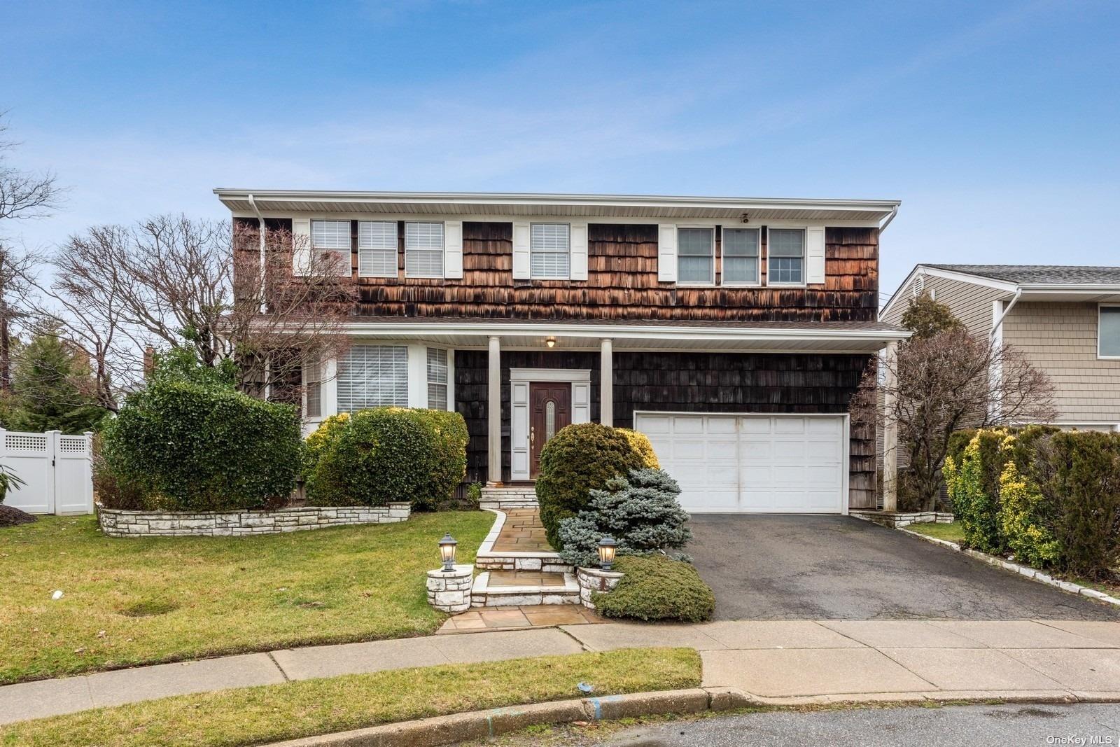 Listing in North Woodmere, NY
