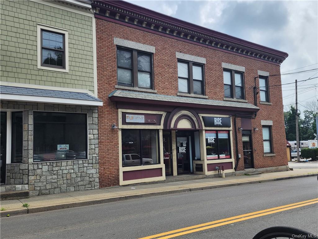 Commercial Lease in Ramapo - Wayne  Rockland, NY 10901