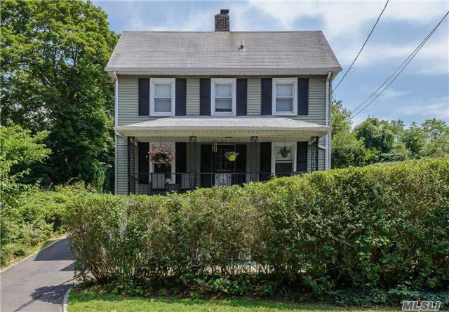 Totally Renovated Charleston Style Colonial. Sunny & Bright With 3 Bedrooms And 2 Bathrooms, Living Room, Eik, Fdr With Vaulted Ceiling. Hardwood Floors Throughout, Private Backyard, Porch & Patio. Great Starter Home, Room For Expansion.
